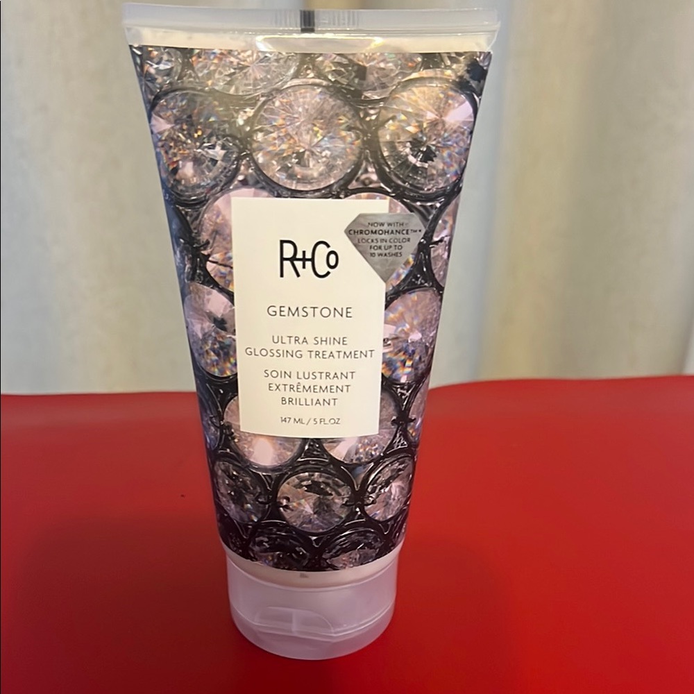 R+Co Gemstone Glossing Treatment with Silver and White Design
